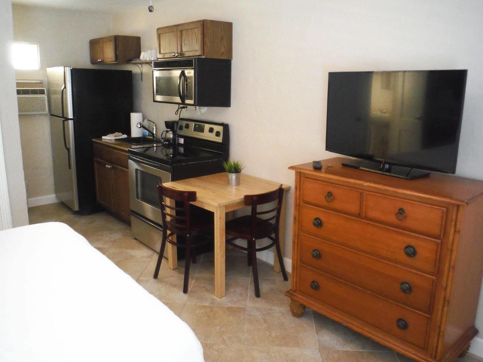 Lorelei Resort Motel Treasure Island Eksteriør billede
