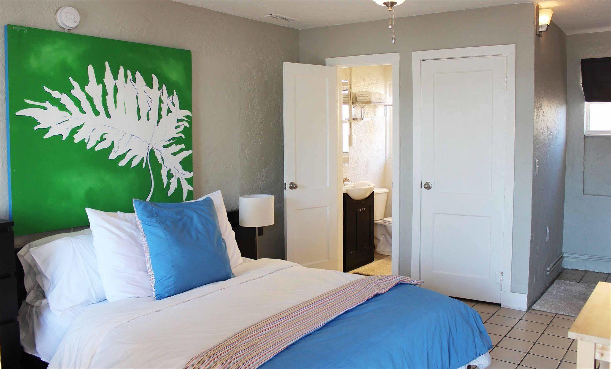 Lorelei Resort Motel Treasure Island Eksteriør billede